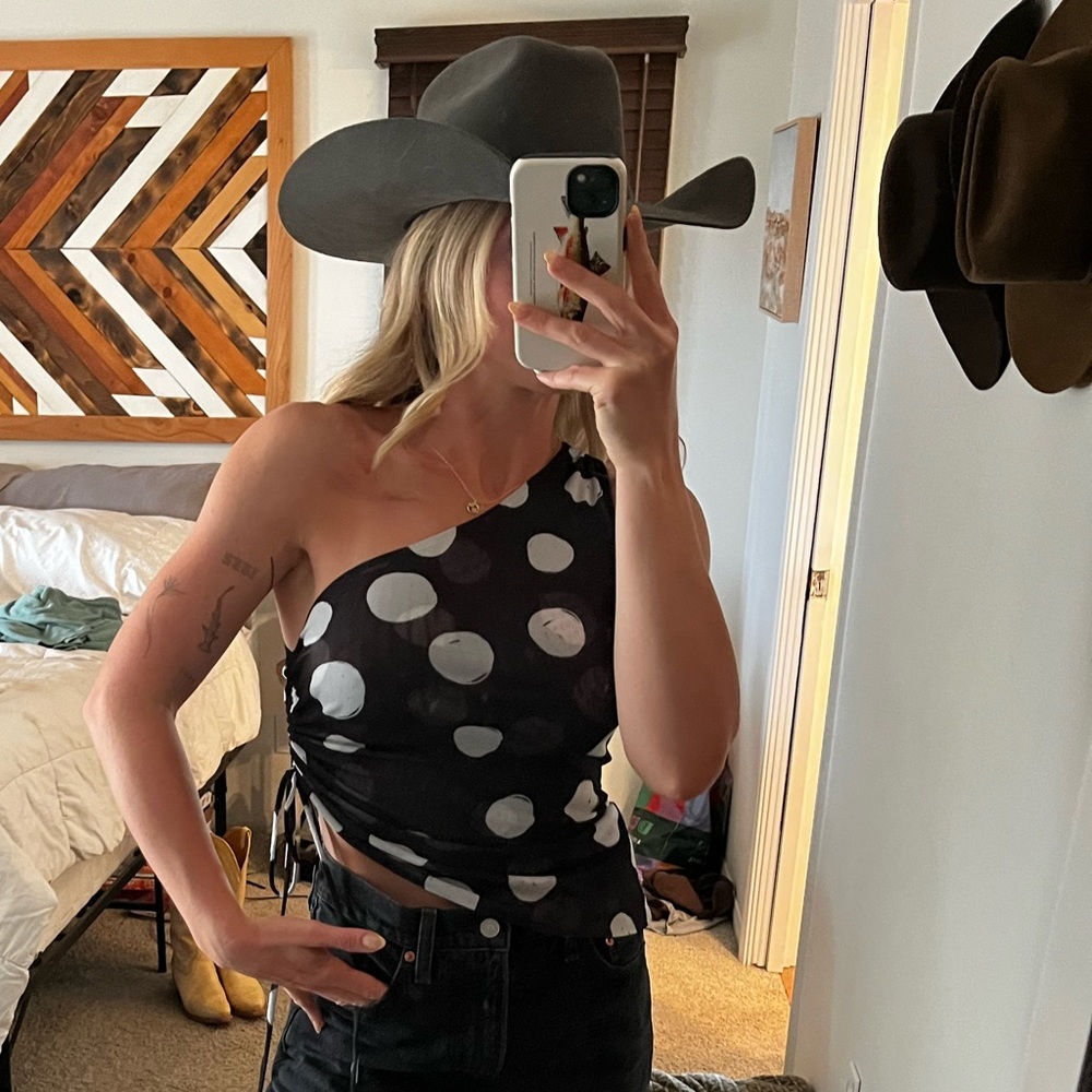 Black and White Polka Dot One-Shoulder Top